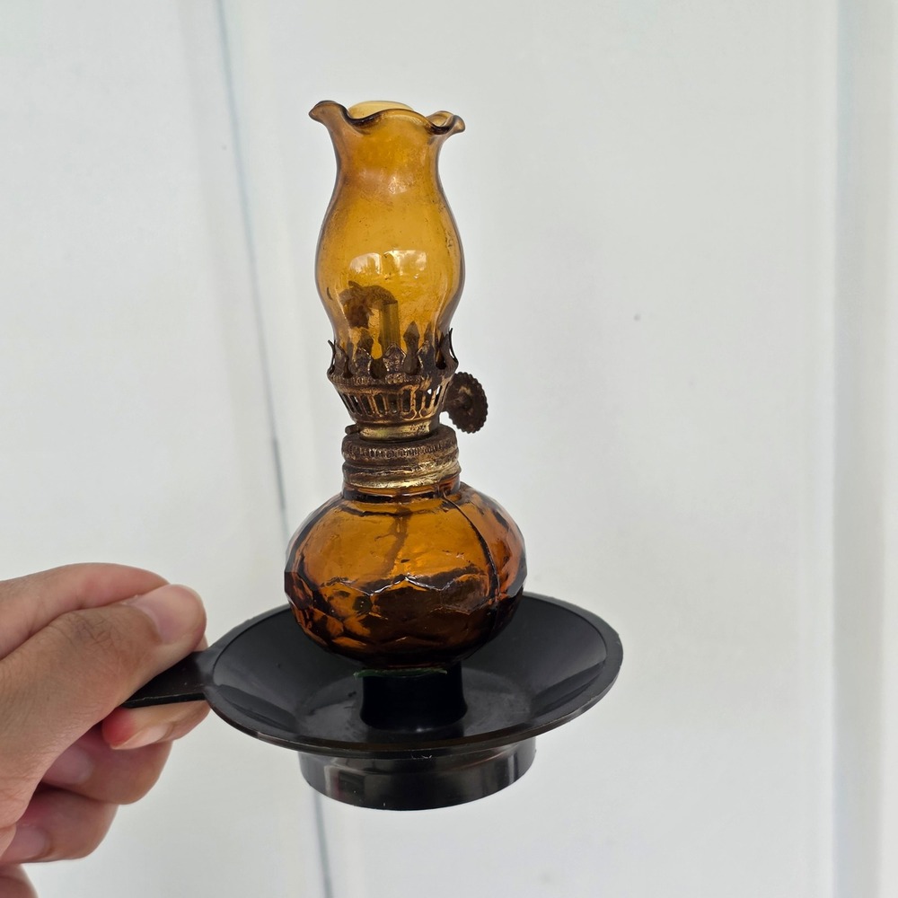 Vtg Home Decorative Products Amber Glass Miniature Oil Lamp hurricane ruffle - Picture 8 of 15